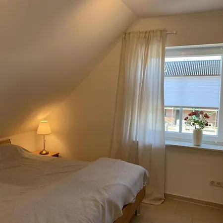 House On The Lake 1st Floor Right Semesterbostad Norddeich (Norden)